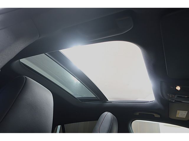 MERCEDES BENZ CLA SH 2016 Image 31