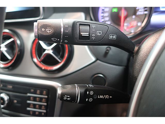 MERCEDES BENZ CLA SH 2016 Image 31