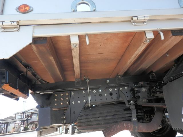 MITSUBISHI CANTER 2017 Image 31