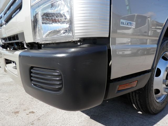 MITSUBISHI CANTER 2017 Image 31