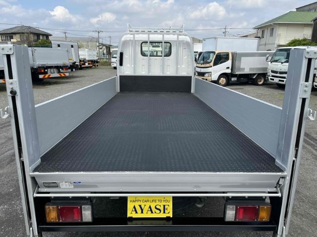 ISUZU ELF 2008 Image 31