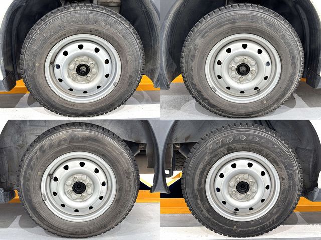 NISSAN AD 2015 Image 31