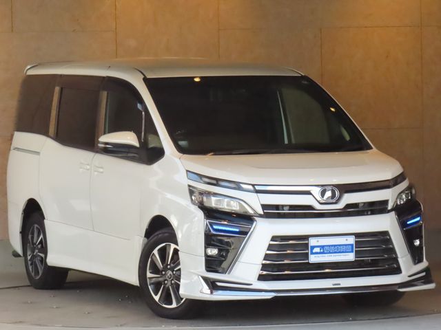 TOYOTA VOXY 2018 Image 31