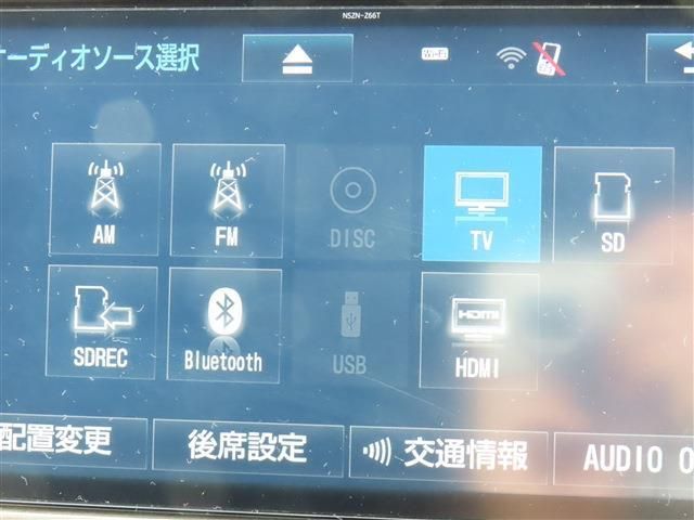 TOYOTA VOXY 2018 Image 31