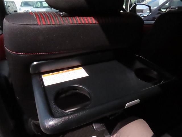 TOYOTA VOXY 2018 Image 31