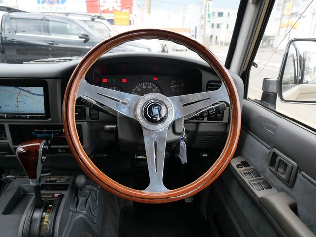 TOYOTA LANDCRUISER PRADO 1993 Image 31