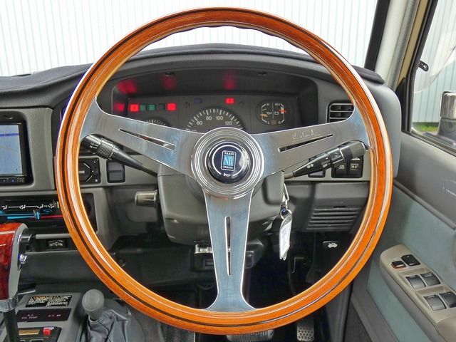 TOYOTA LANDCRUISER PRADO 1993 Image 31