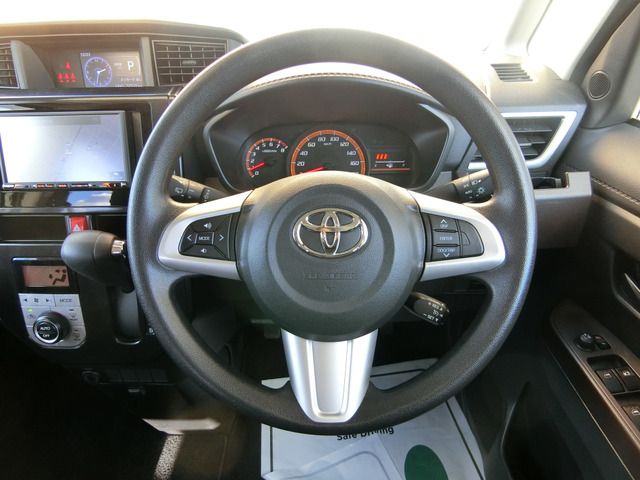 TOYOTA TANK 2018 Image 31