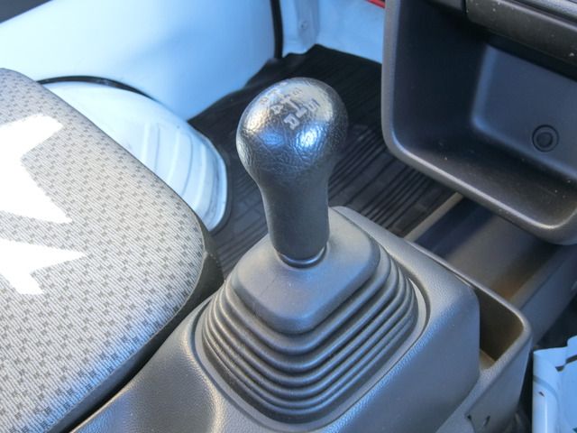 SUZUKI CARRY TRUCK 2014 Image 31