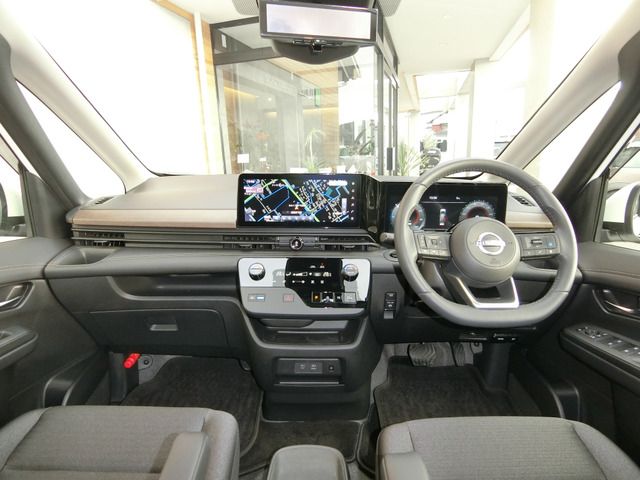 NISSAN SERENA  WG 2023 Image 31