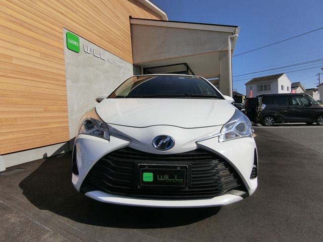 TOYOTA VITZ HYBRID 2019 Image 31