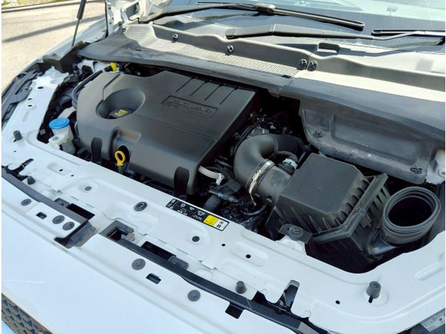 JAGUAR E-PACE 2018 Image 31