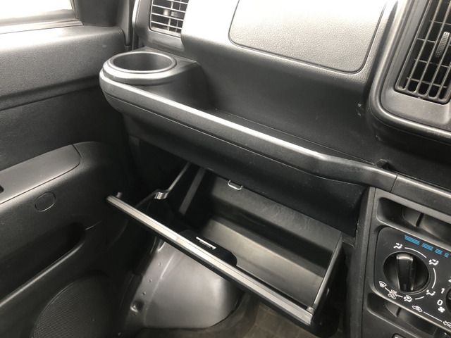 DAIHATSU HIJET CARGO 4WD 2021 Image 31