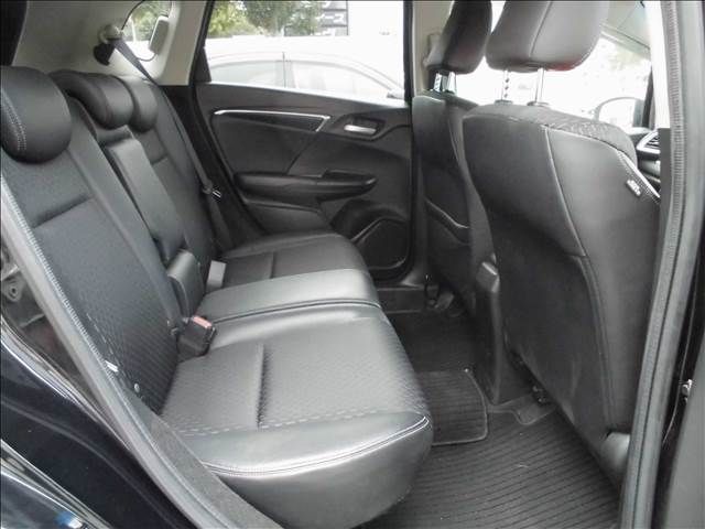 HONDA FIT HYBRID 2015 Image 31