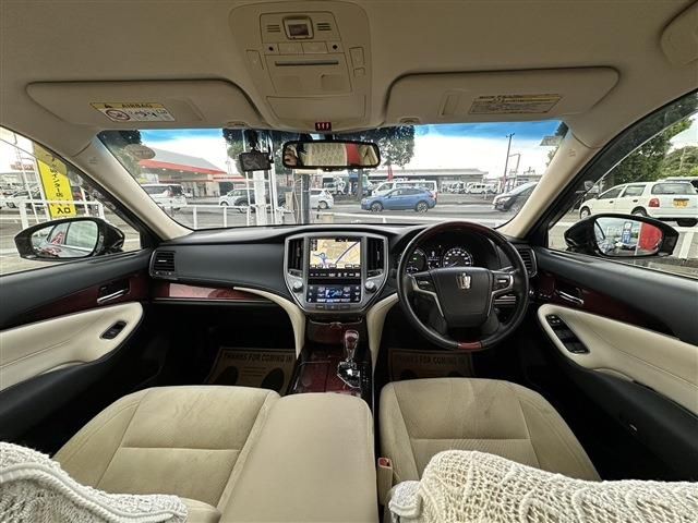 TOYOTA CROWN MAJESTA HYBRID 2016 Image 31