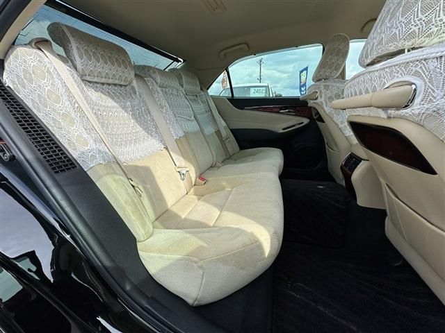 TOYOTA CROWN MAJESTA HYBRID 2016 Image 31