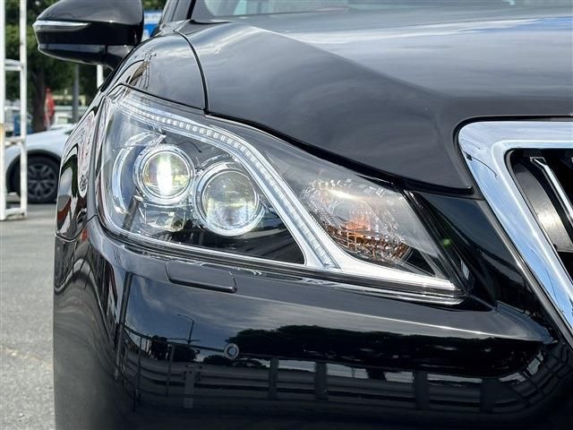 TOYOTA CROWN MAJESTA HYBRID 2016 Image 31