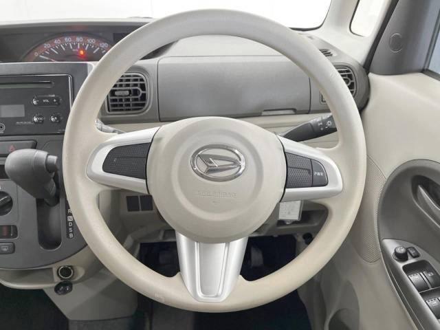 DAIHATSU TANTO 4WD 2018 Image 31