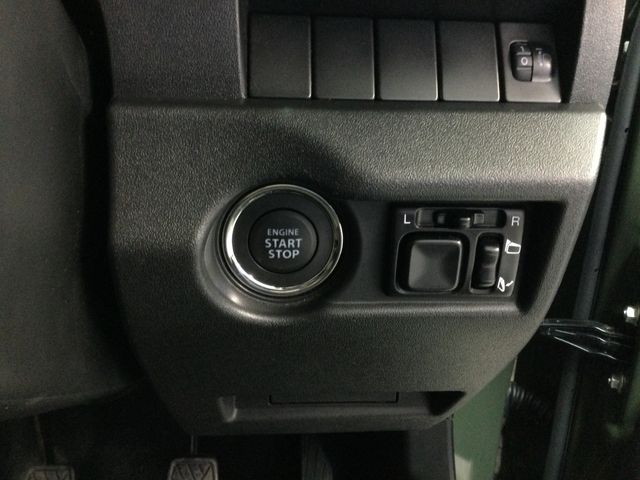 SUZUKI JIMNY 4WD 2018 Image 31