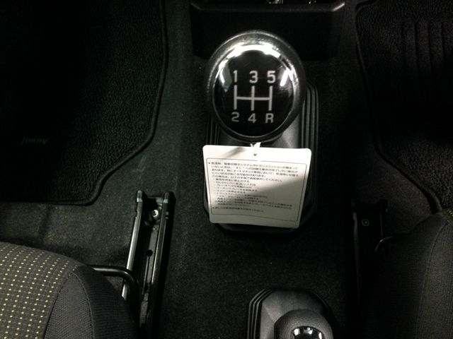 SUZUKI JIMNY 4WD 2018 Image 31