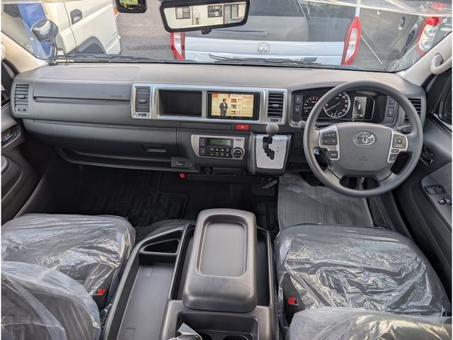 TOYOTA HIACE WAGON 4WD 2025 Image 31