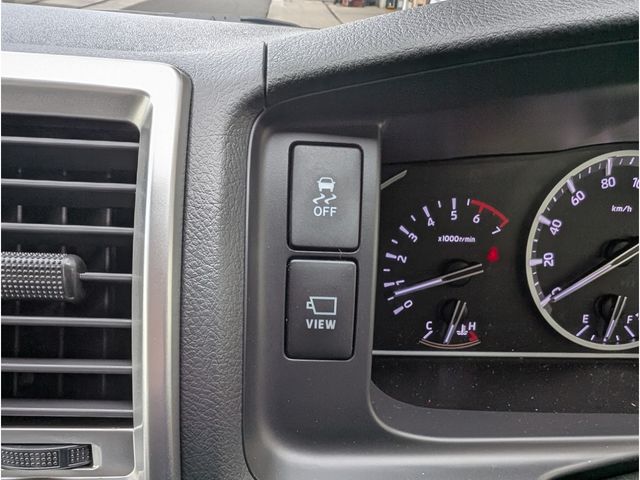 TOYOTA HIACE WAGON 4WD 2025 Image 31