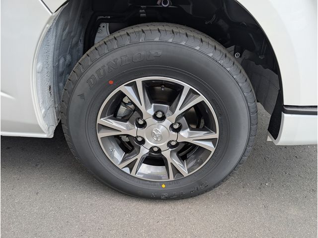 TOYOTA HIACE WAGON 4WD 2025 Image 31