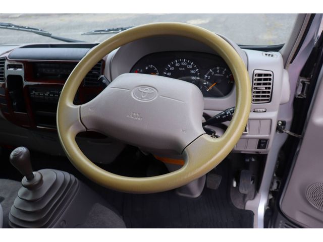 TOYOTA DYNA 2013 Image 31