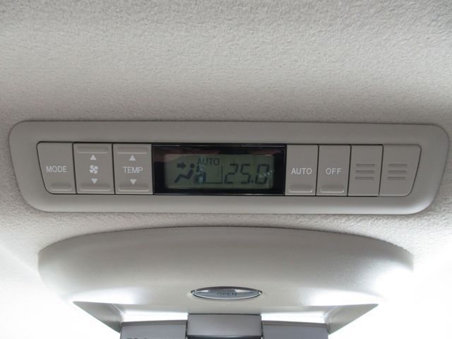 TOYOTA ESTIMA 2011 Image 31