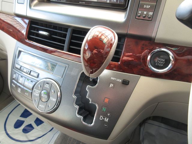 TOYOTA ESTIMA 2011 Image 31