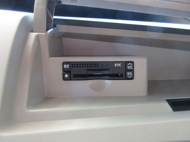 TOYOTA ESTIMA 2011 Image 31