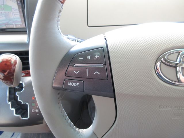 TOYOTA ESTIMA 2011 Image 31