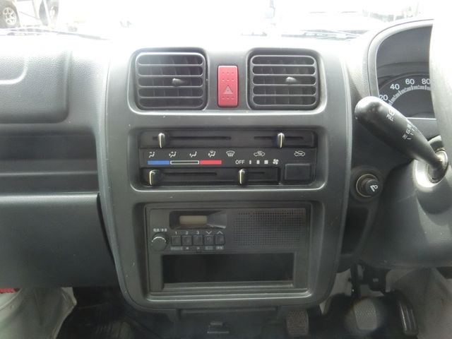 SUZUKI CARRY TRUCK 4WD 2003 Image 31