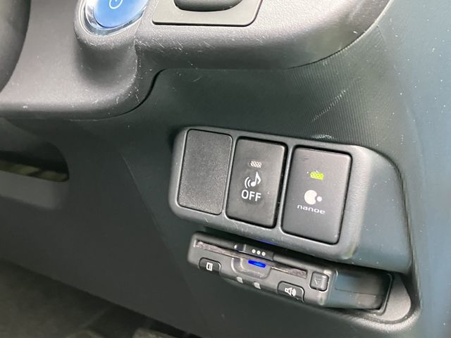 TOYOTA AQUA 2014 Image 31