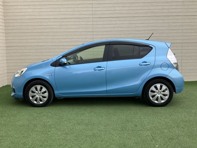 TOYOTA AQUA 2014 Image 31