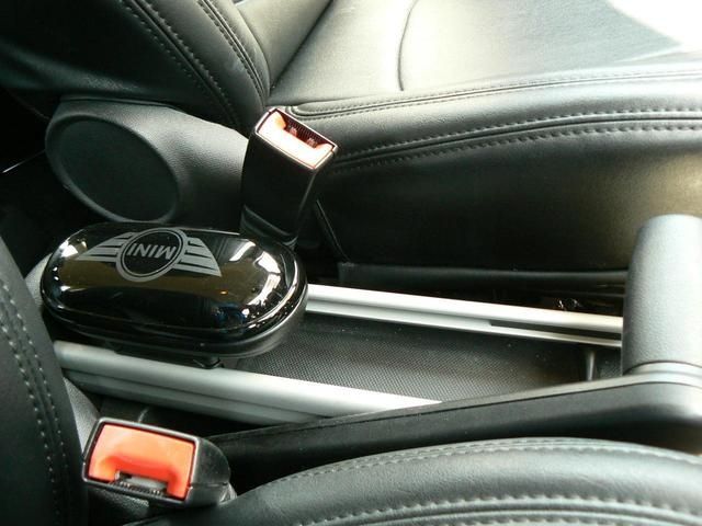 BMW MINI COOPER CROS 2012 Image 31