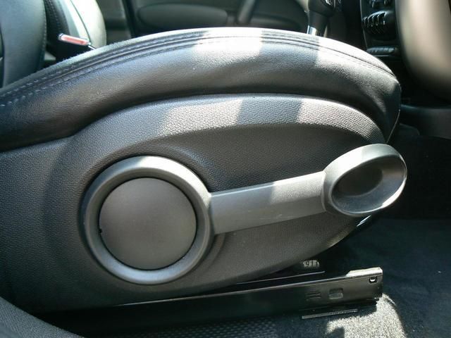 BMW MINI COOPER CROS 2012 Image 31