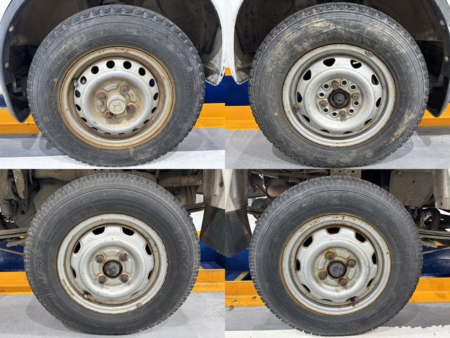 HONDA ACTY TRUCK 4WD 2002 Image 31