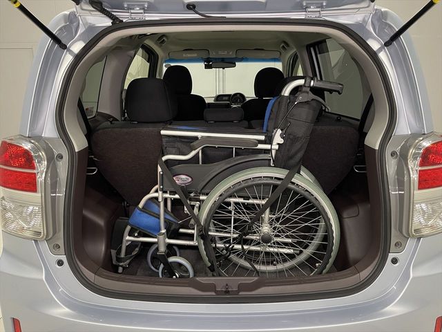 TOYOTA SPADE 2016 Image 31