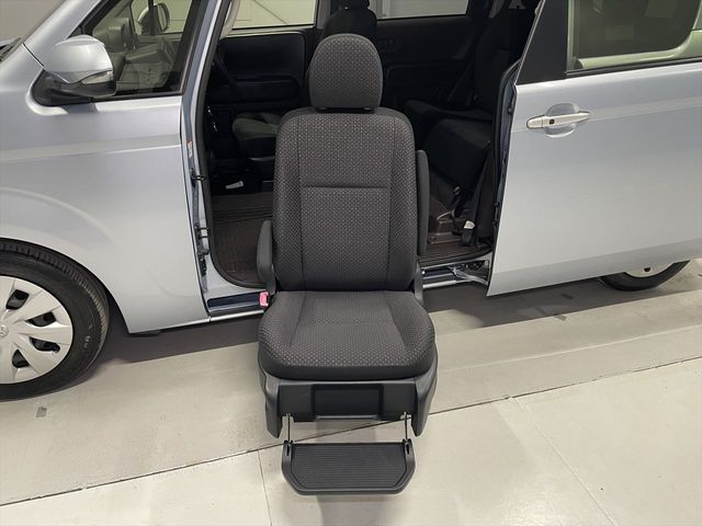 TOYOTA SPADE 2016 Image 31