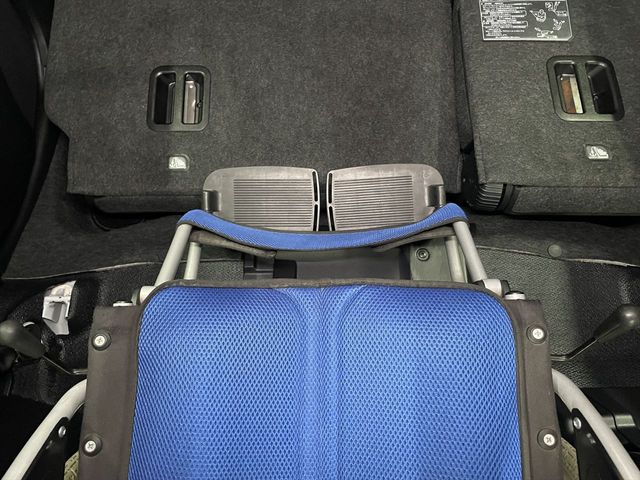 TOYOTA RACTIS 2014 Image 31