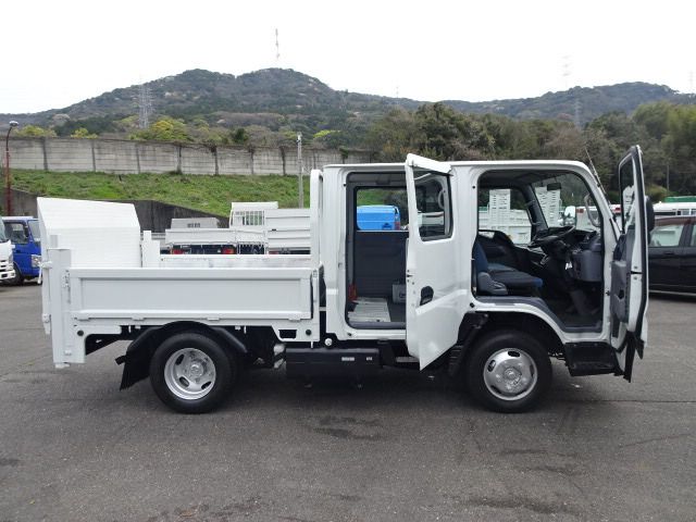 MITSUBISHI  2014 Image 31