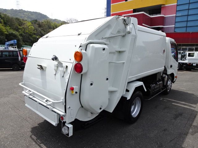 HINO DUTRO 2012 Image 31