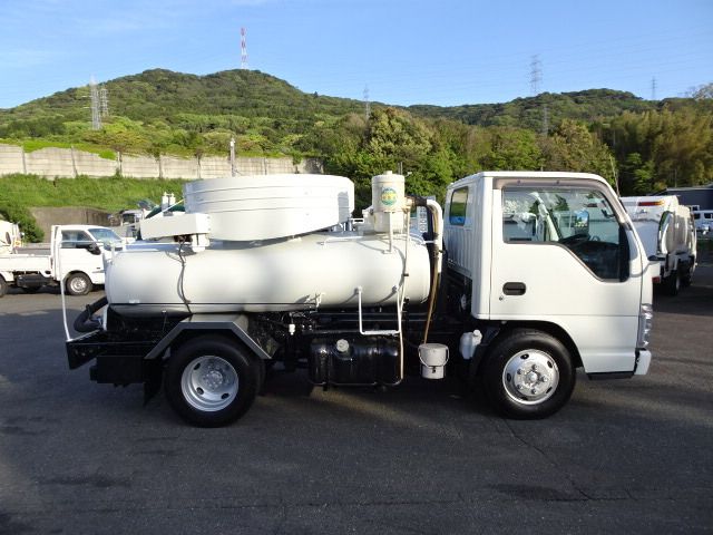 ISUZU  2009 Image 31