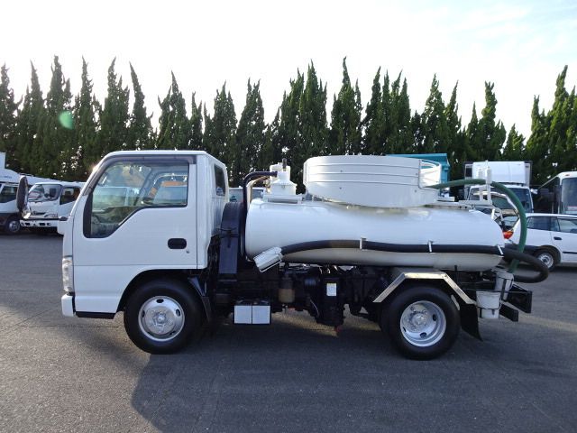 ISUZU  2009 Image 31