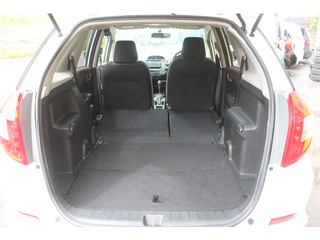 HONDA FIT SHUTTLE 4WD 2012 Image 31