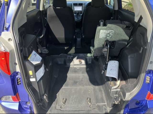 TOYOTA RACTIS 2014 Image 31