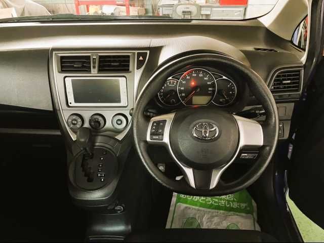 TOYOTA RACTIS 2014 Image 31