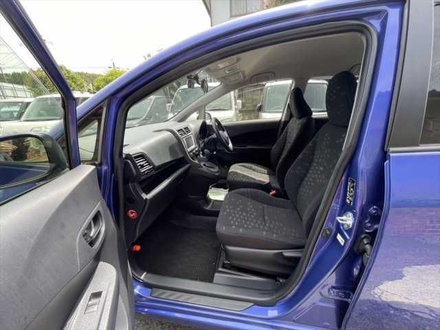 TOYOTA RACTIS 2014 Image 31