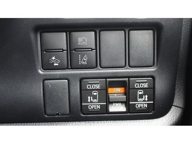 TOYOTA NOAH 2019 Image 31